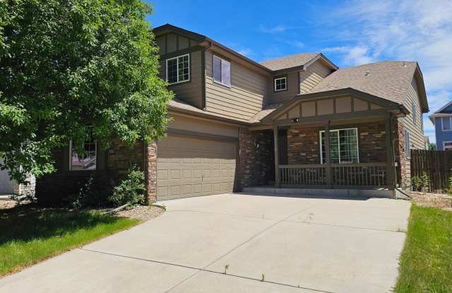 BEAUTIFUL COMMERCE CITY HOME photos photos