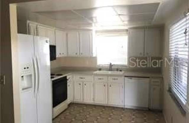 2607 CEDAR VIEW COURT Gallery 2