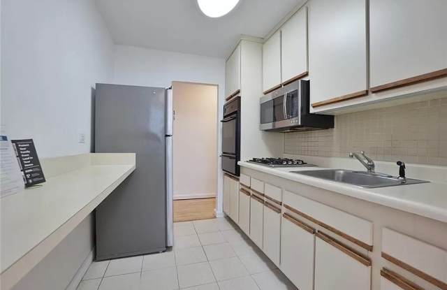 3901 Nostrand Ave Apt 6E - 3901 Nostrand Avenue, Brooklyn, NY 11235