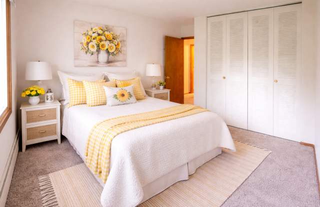 Graceland Gardens Apartment Homes Gallery 1