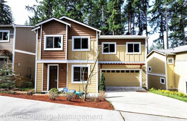 8811 130th Ave NE - 8811 130th Avenue Northeast, Kirkland, WA 98033