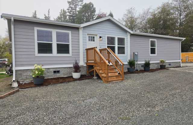 3762 Sinclair Drive Gallery 1