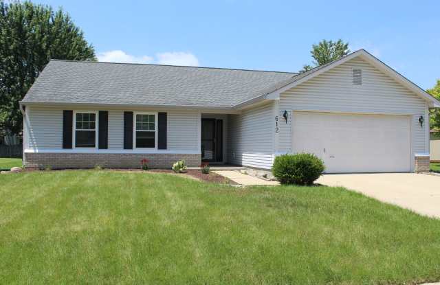 Cute Ranch Home in a great Avon Neighborhood! photos photos