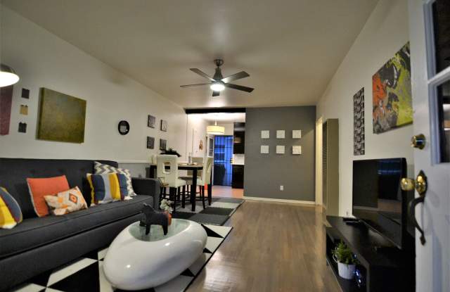 12423 Chandler Bungalows photos photos