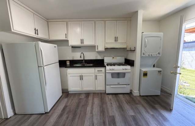 3320 W 66th Street photos photos