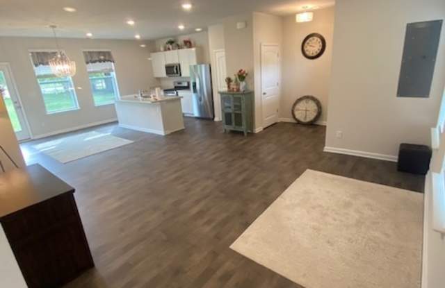 305 Stream Valley Court - 1 Gallery 3