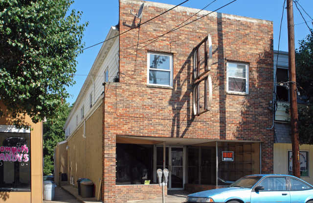 6011 Vine St - 2 - 6011 Vine Street, Elmwood Place, OH 45216