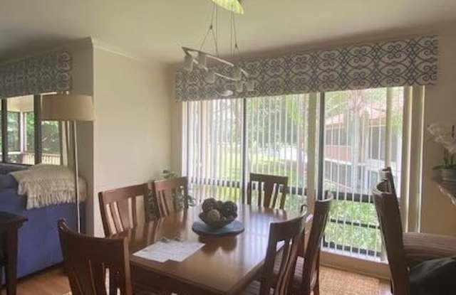 428 Brackenwood Lane S Gallery 4