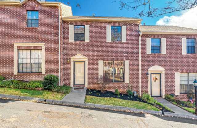 2 Bedroom/2.5 Bath Spacious Condo in West Knoxville photos photos
