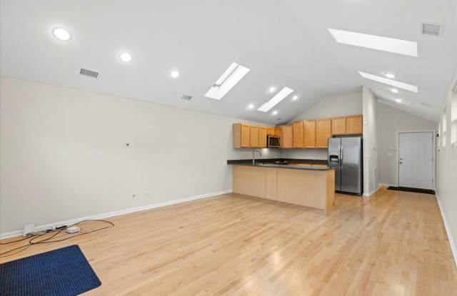 456 N Green St photos photos