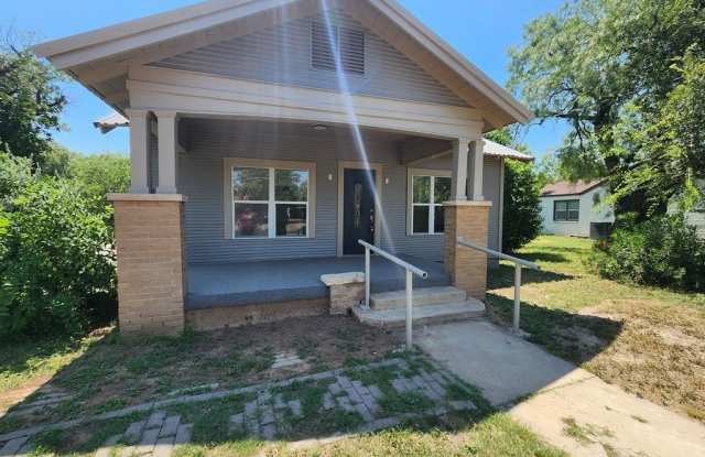 15 N Jackson Ave photos photos