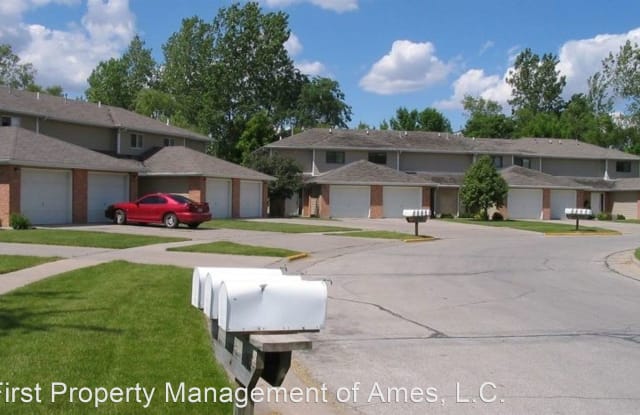 1535 Little Bluestem Ct - 1535 Little Blue Stem Court, Ames, IA 50014