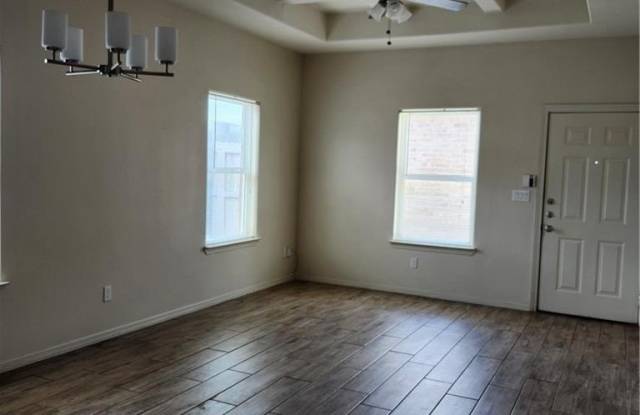 4008 Hawthorne Avenue Gallery 3