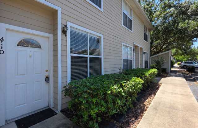 FOR RENT 2 bed 2.5 bath Condominium photos photos
