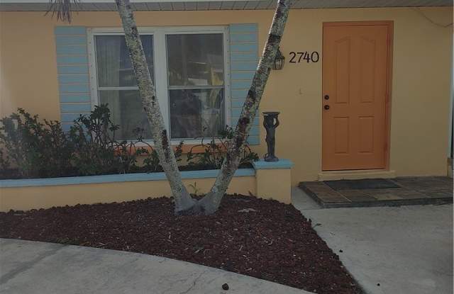 2740 Geary Street photos photos