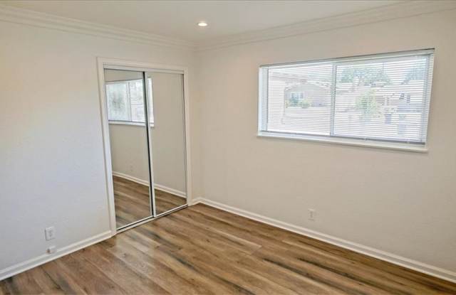 10901 Canby Avenue photos photos