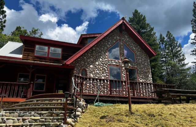 Mountain views Gallery 1