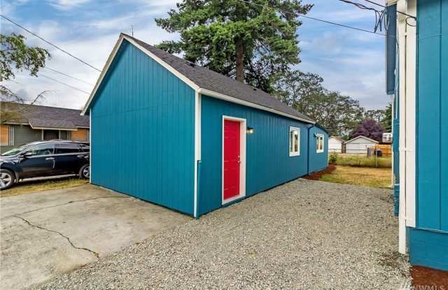 Newly Remodeled 2 Bed / 1 Bath ADU photos photos