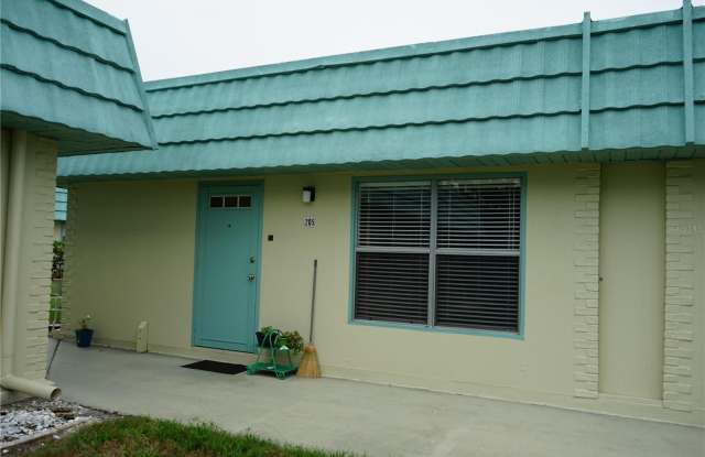 101 CAMBRIDGE TRL photos photos