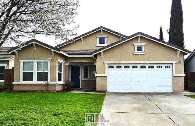 Updated 3 bed/2bath home in Gardenland Neighborhood of Natomas - 490 Summer Garden Way, Sacramento, CA 95833