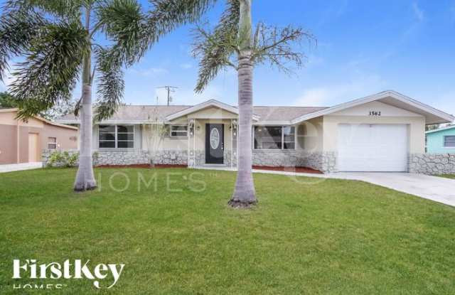 3562 Harbor Boulevard photos photos