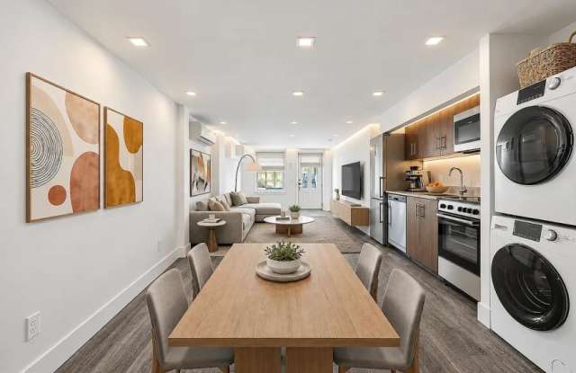 163 Ludlow Street Gallery 2