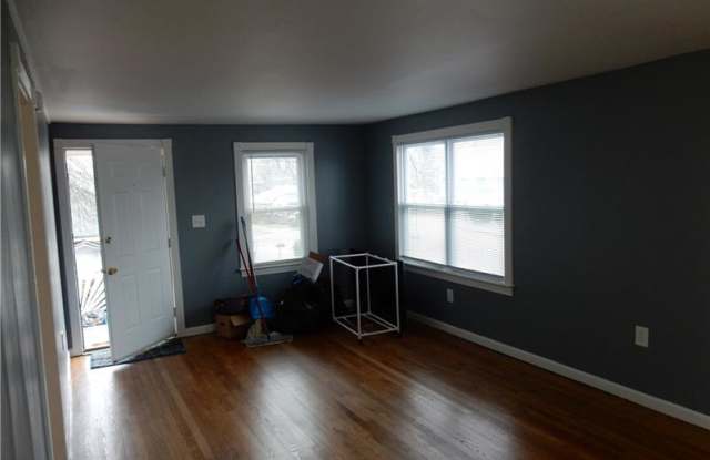1409 St. Francis Avenue Gallery 4