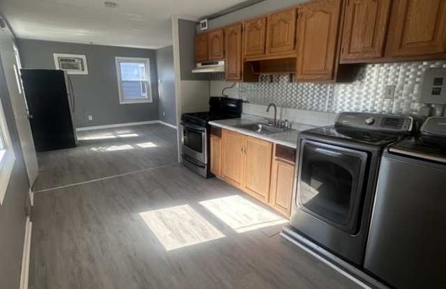 16313 Clearview Avenue photos photos