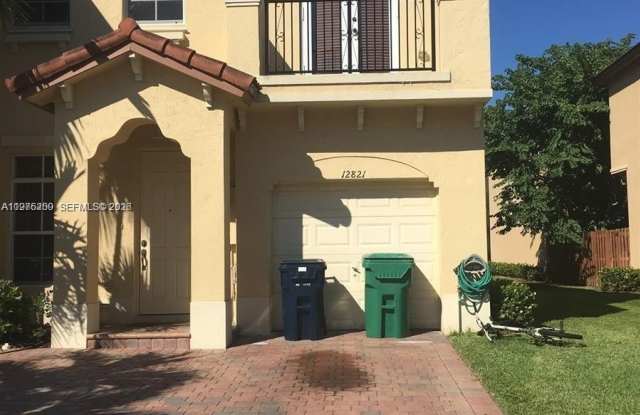 12821 SW 135th St photos photos