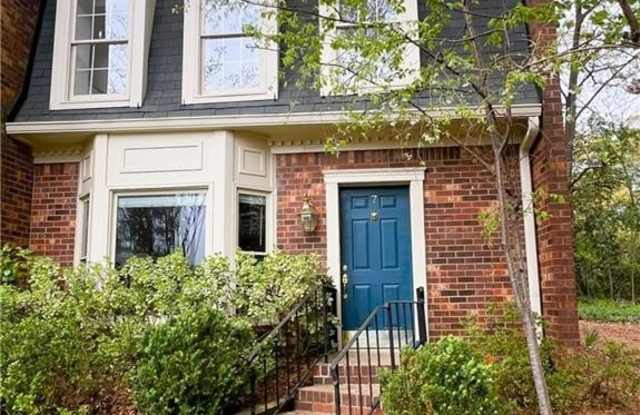 7 Stratford Hall Place NE - 7 Stratford Hall Place Northeast, Atlanta, GA 30342
