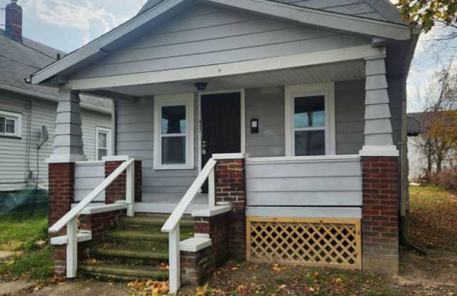 Charming 2-Bedroom Property in Prime Location photos photos