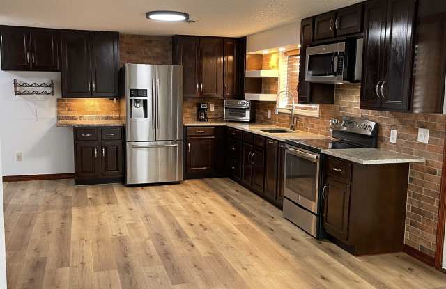 14190 Us-54 photos photos