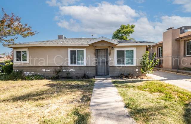 3 Bedroom/1 Bath Home - $1550 Per Month! photos photos