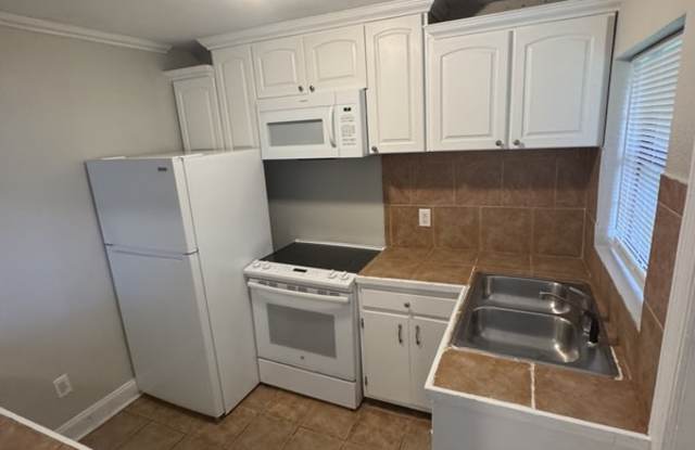 2802 Southwood Drive photos photos