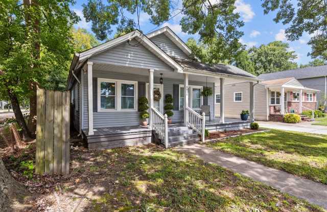 Welcome to this charming 3-bedroom, 2-bath ranch-style home in Norfolk! Gallery 3