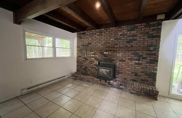 160 Ridge Drive Gallery 2
