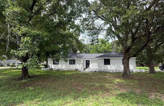 5021 NE 4TH STREET photos photos