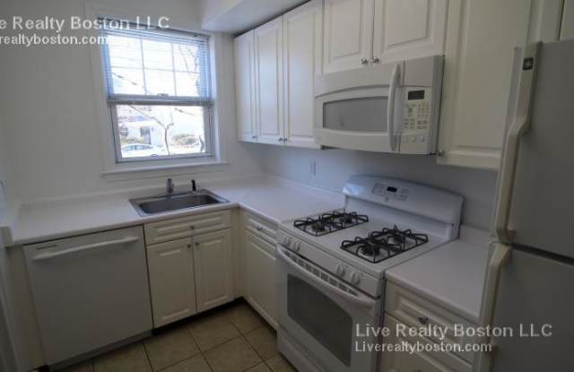 104 Thornton Rd. - 104 Thornton Road, Brookline, MA 02467