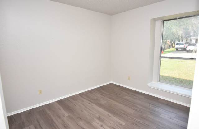 3-2-1 Duplex Pflugerville photos photos