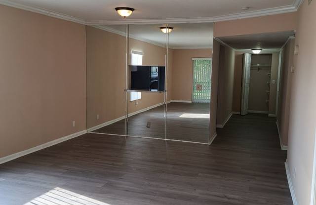 Beautiful 2  bedroom 2 bath Cond in heart of Delray photos photos