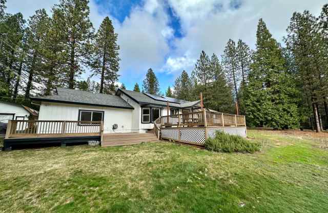 Welcome to this charming 3 bedroom, 2 bathroom house - 12602 Madrone Forest Drive, Nevada County, CA 95959