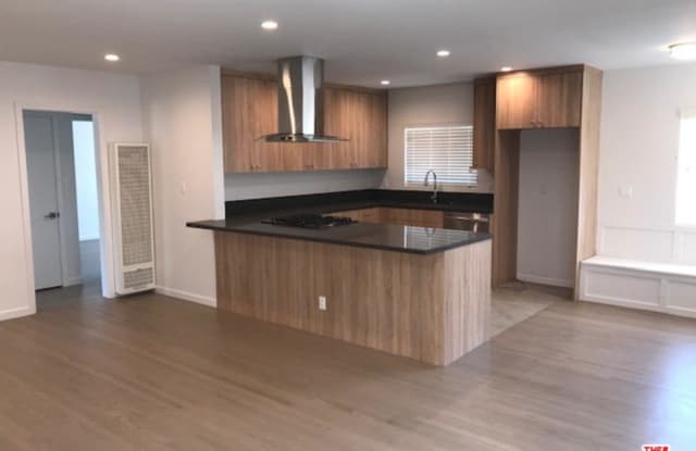7849 FLIGHT Avenue - 7849 Flight Avenue, Los Angeles, CA 90045
