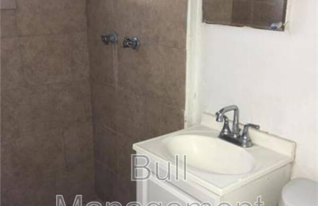 746 South Lee Avenue - A photos photos