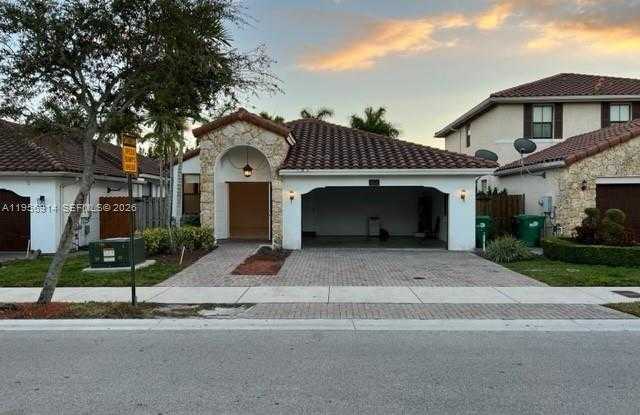 9952 Northwest 10th Street photos photos