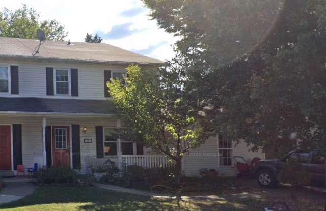 179 CEDAR WALK CIRCLE NE - 179 Cedar Walk Circle Northeast, Leesburg, VA 20176