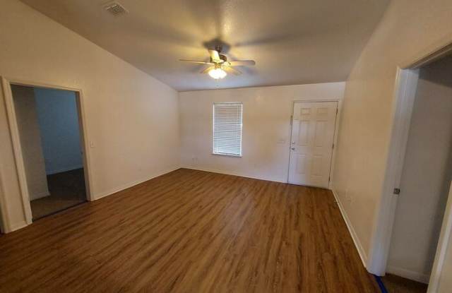 5 Dogwood Circle Terrace Gallery 4