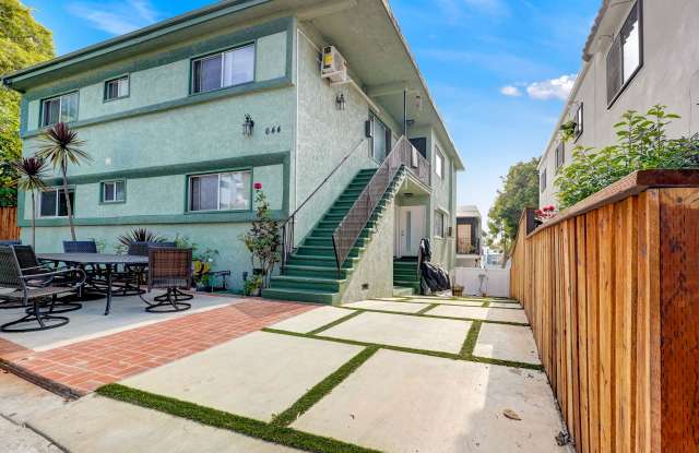 644 Pier Ave photos photos