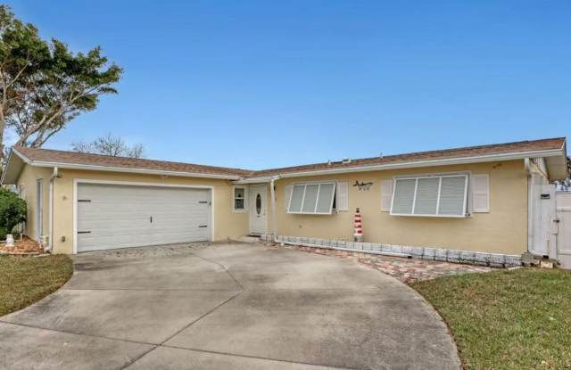 1560 Salmon St photos photos