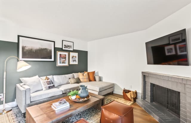 Silver Oak Apartments photos photos