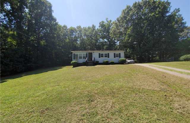 125 WILLIAMS CIR Circle Gallery 2